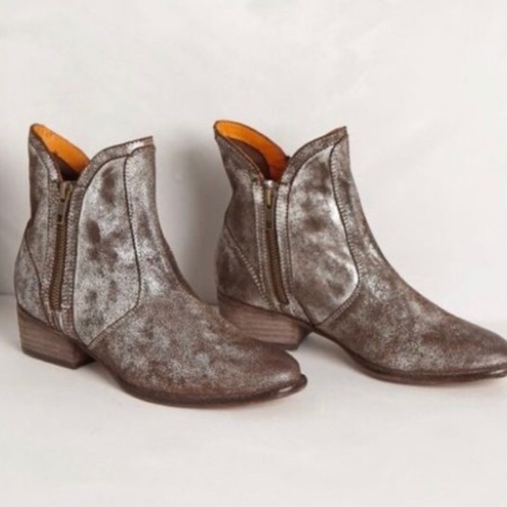 ❌ SOLD ❌ 
: Anthropologie Seychelles Lucky Penny Boot